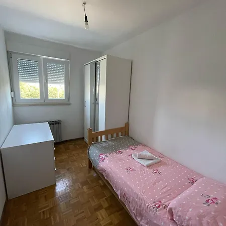 Apartman Mandic - Self Check-in - Free Parking - Free Wifi - Fully Air-conditioned Split
